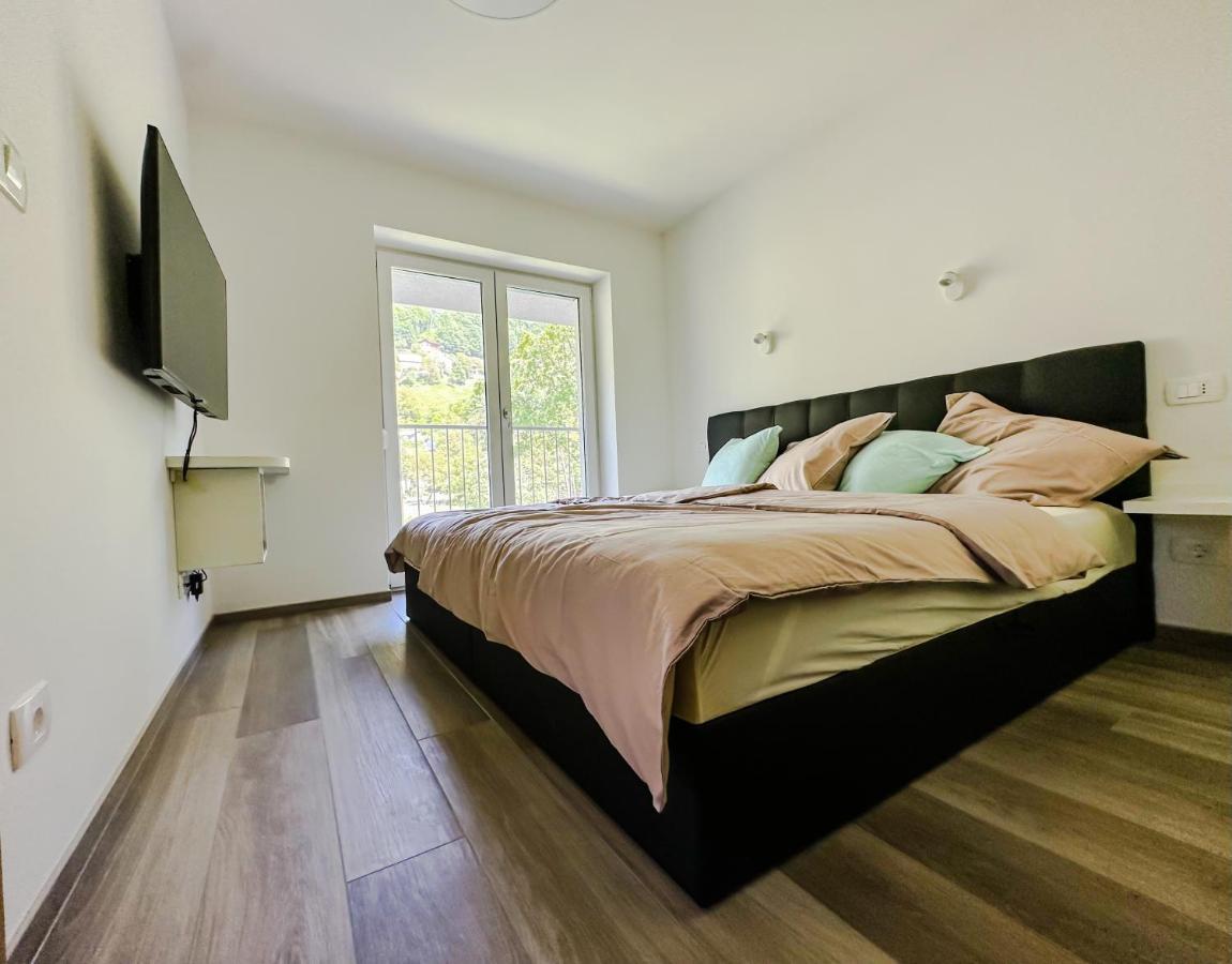 Apartmaji Silva Slap ob Idrijci Esterno foto